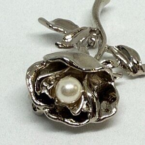 Silvertone Rose with Faux Pearl Brooch